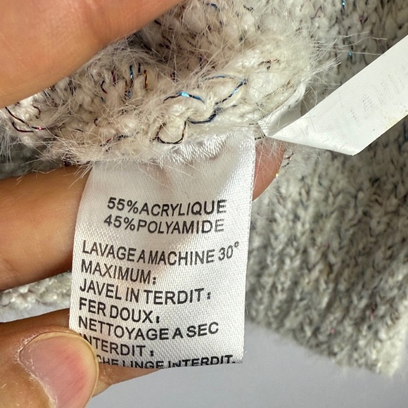 Interdee Love Stub Long Sleeve Cream Small Sweater - Picture 14 of 15